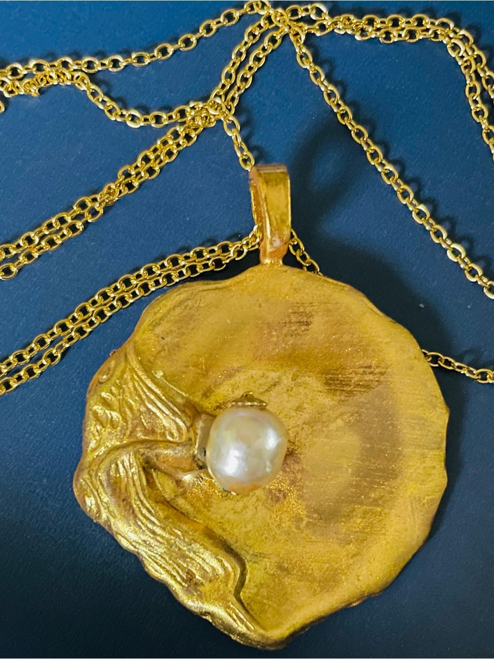 Miriam Haskell Gold-Tone Pendant Necklace with White Pearl